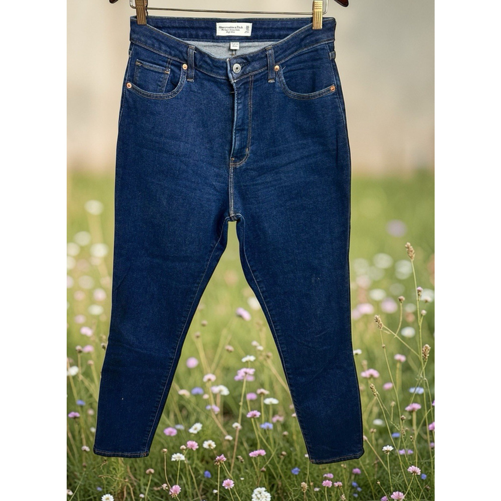 Women's Abercrombie & Fitch The Super Skinny Ankle High Rise Jeans Sz 30 10 Reg - Picture 2 of 5